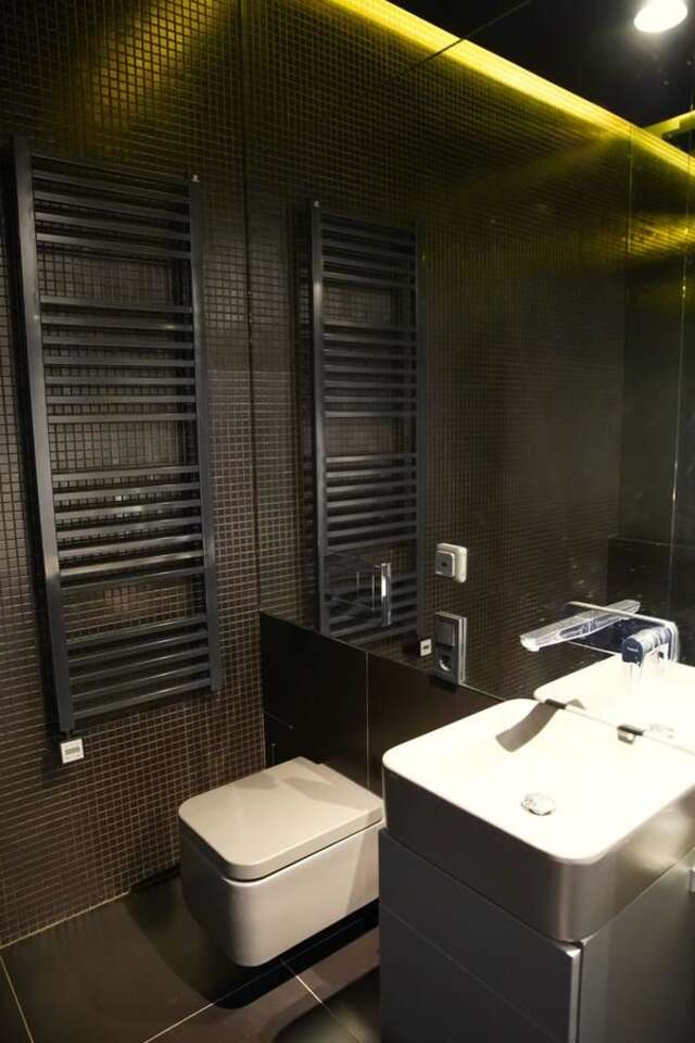 Апартаменты the FENDI -In City Center Киев-25
